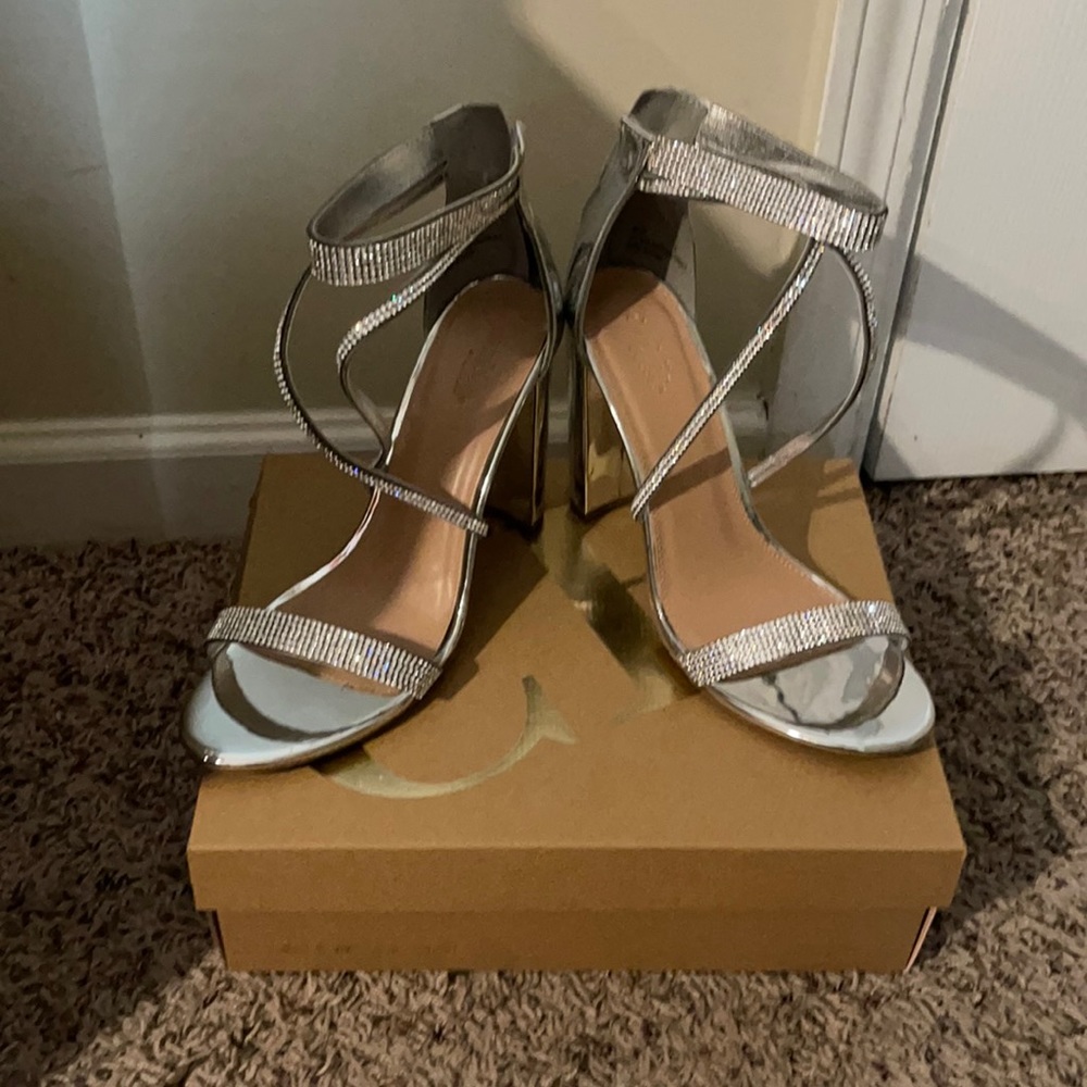 Sliver shoes - Picture 3 of 11